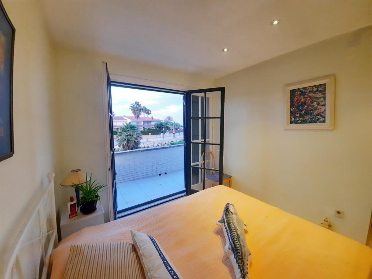 Cosy House With Garden Infront Of The Sea Apartment Creixell Exterior photo