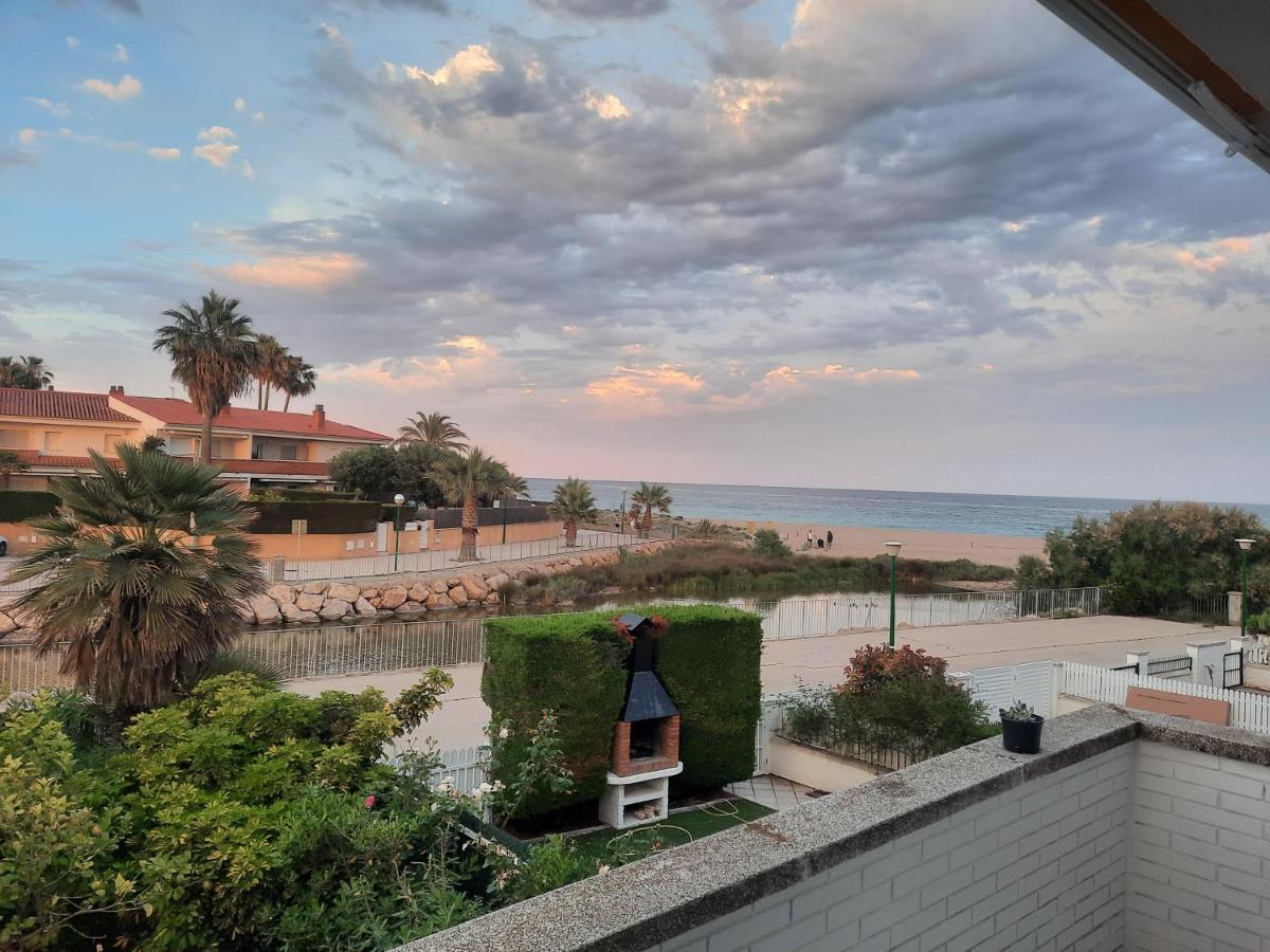 Cosy House With Garden Infront Of The Sea Apartment Creixell Exterior photo